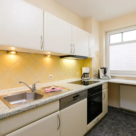 Luise Von Preussen - App-101 By Interhome *